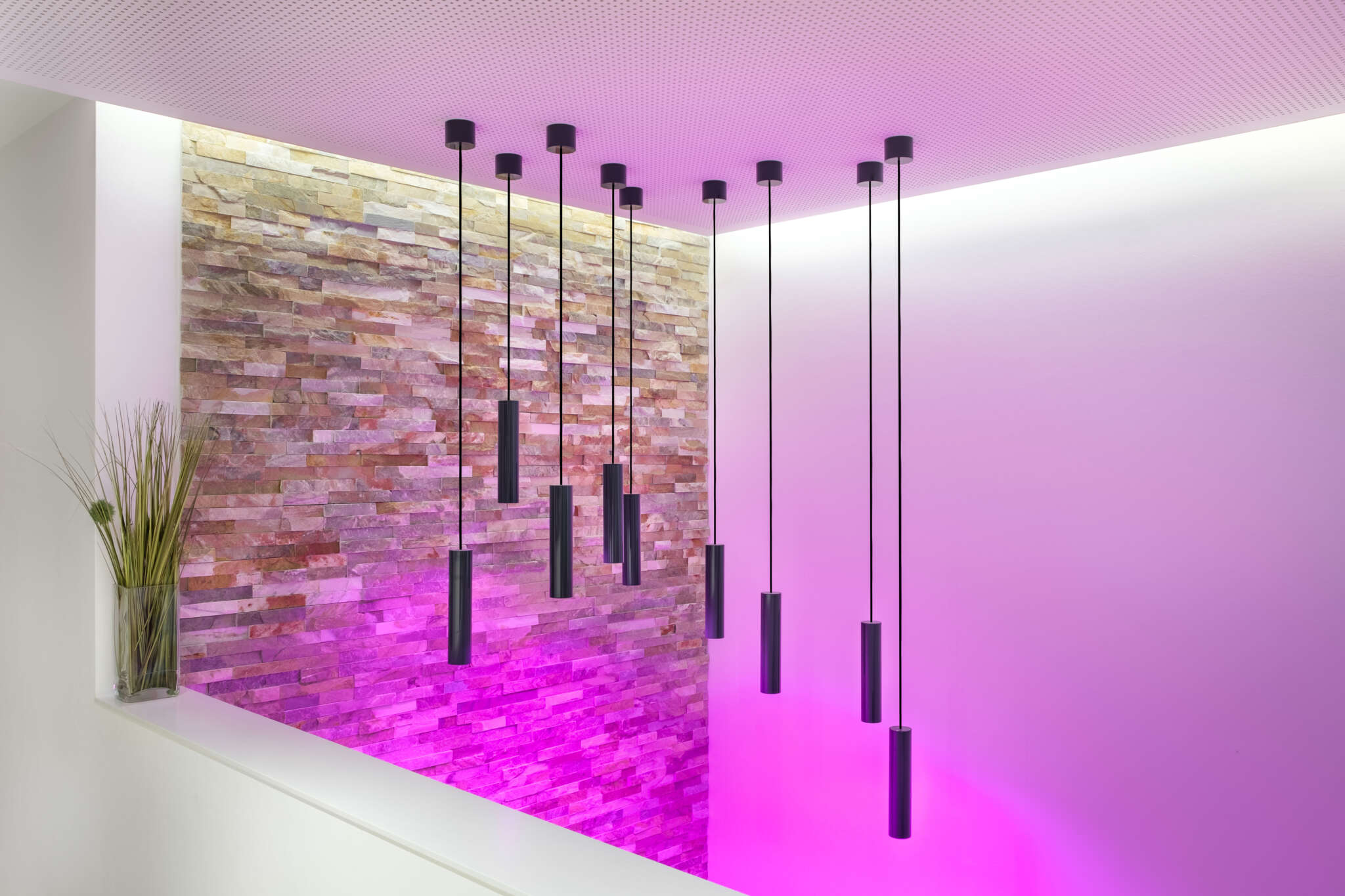 Pendant light in Smart home